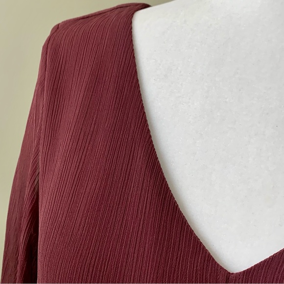 Apt. 9 Burgundy 3/4 Sleeve V-Neck Blouse - Picture 4 of 6